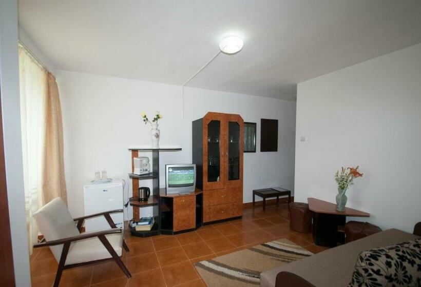 침실 1개 아파트, Sanda