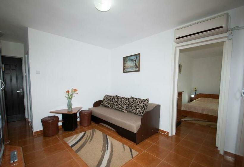 침실 1개 아파트, Sanda