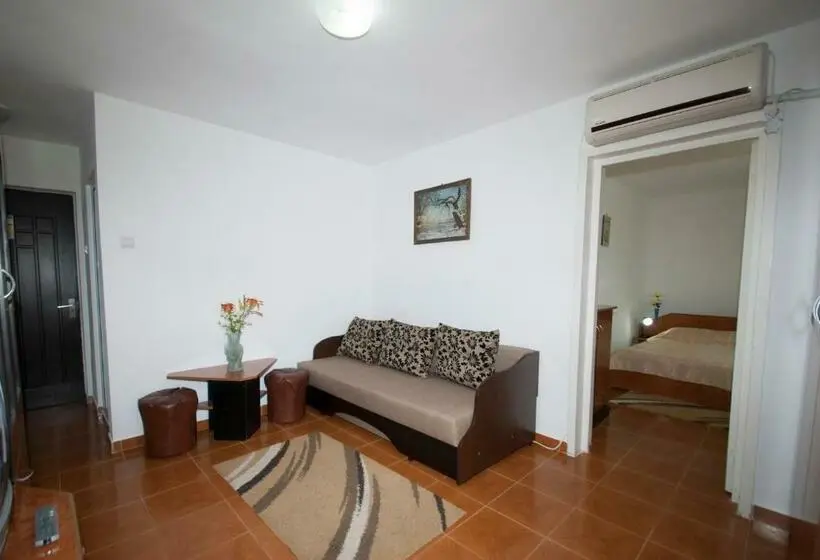 Apartamento 1 Dormitório, Sanda