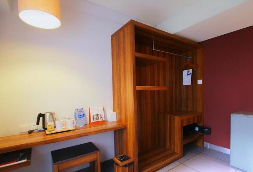 标准三人间, Swissbelexpress Kuta Legian