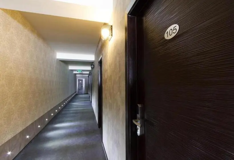 Standard-huone, Ymy Hotels Târgu Jiu