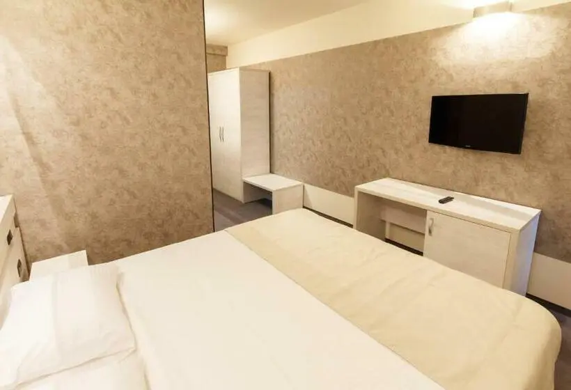 Standard-huone, Ymy Hotels Târgu Jiu