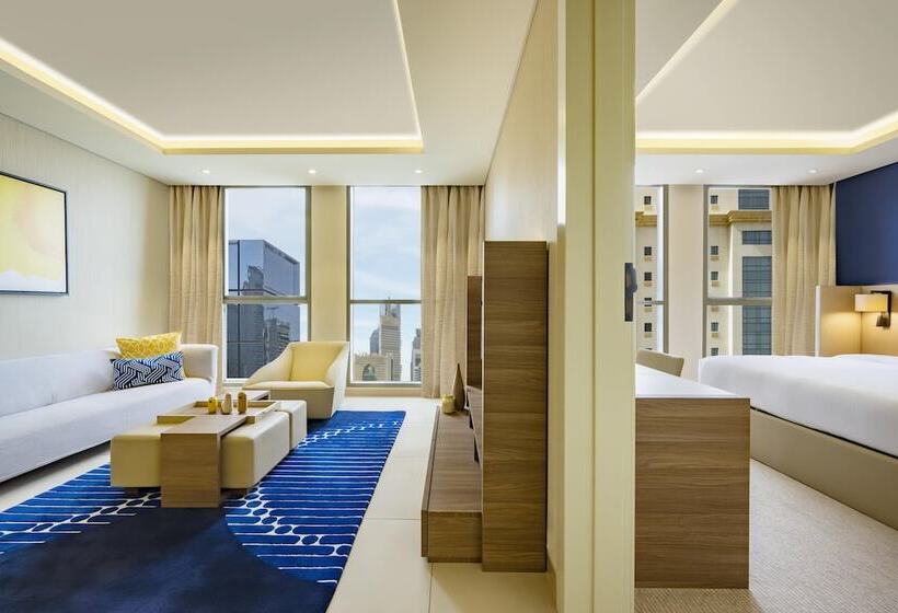 مجموعه ویستا شهر, Voco Doha West Bay Suites, An Ihg