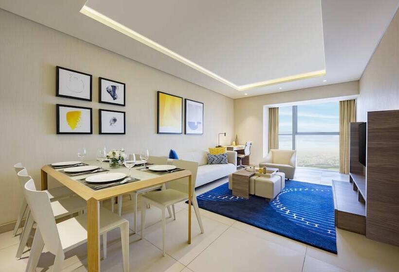 مجموعه ویستا شهر, Voco Doha West Bay Suites, An Ihg