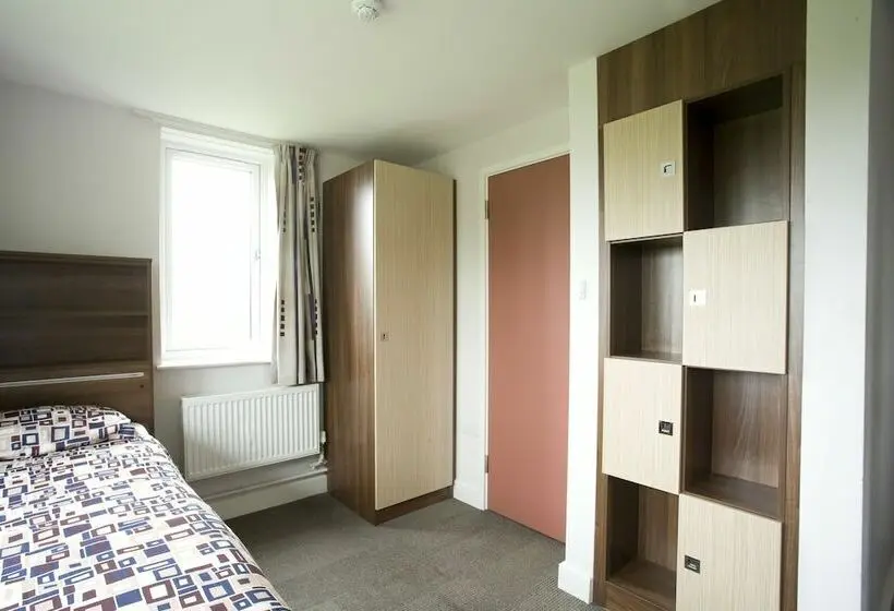 Standard Yhden Hengen Huone, Becket Court University Of Kent Campus Accommodation