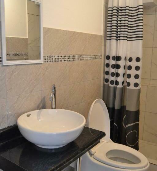 スタンダードトリプルルーム, Apu Wasi