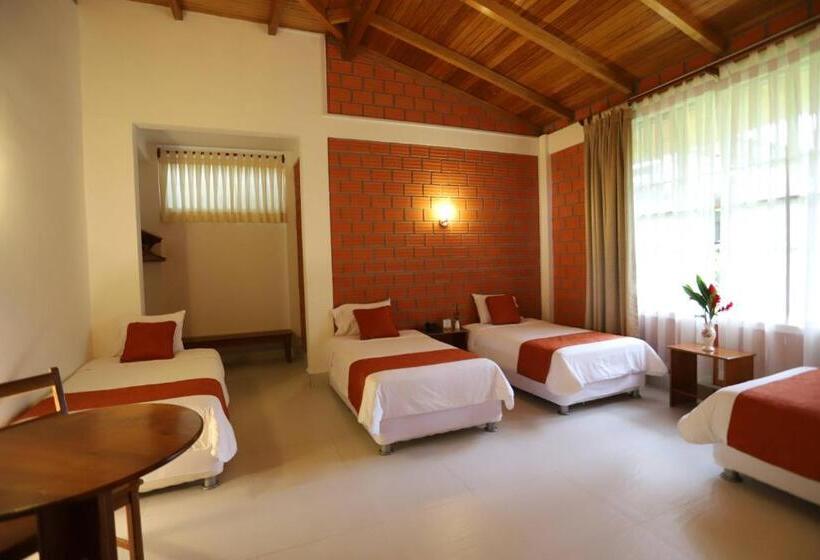 اتاق استاندارد چهار تخته, Altavista Casahotel Asociado Casa Andina