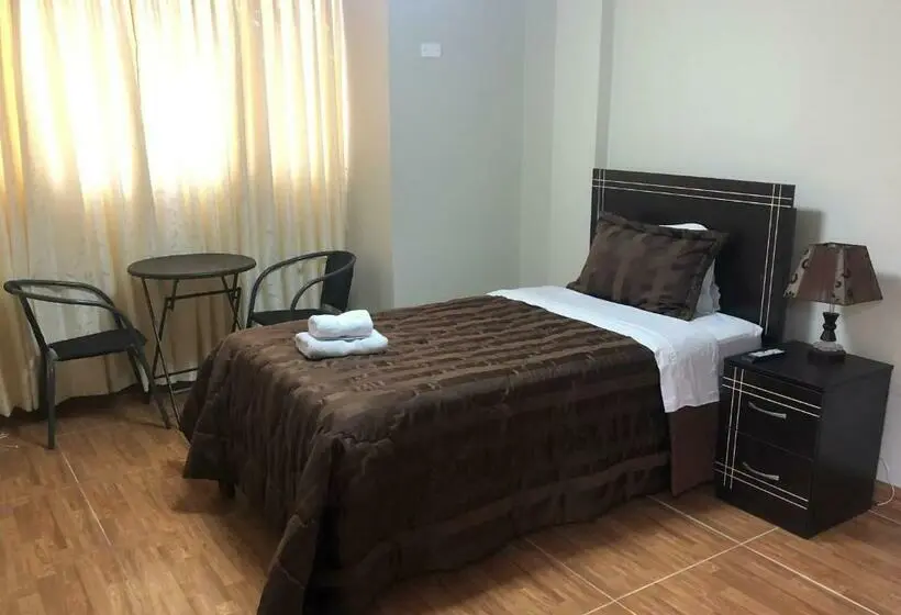 اتاق استاندارد یک تخته با سرویس بهداشتی مشترک, B&b Cusing Wasi