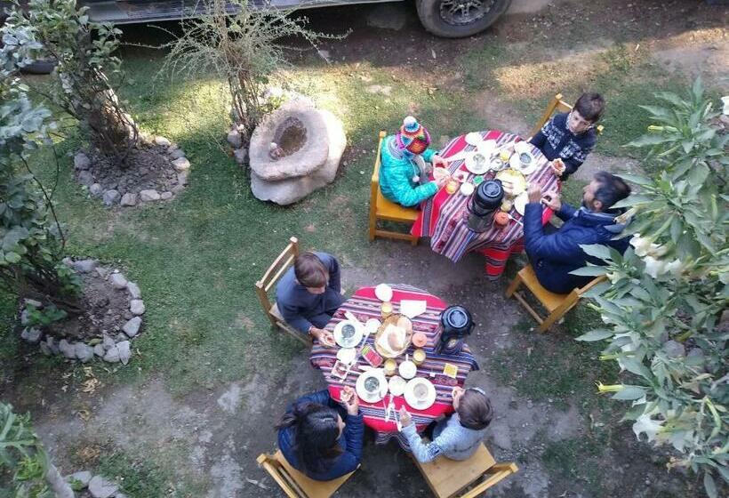 חדר סטנדרט לשלושה, Hostal Casa Del Montanista