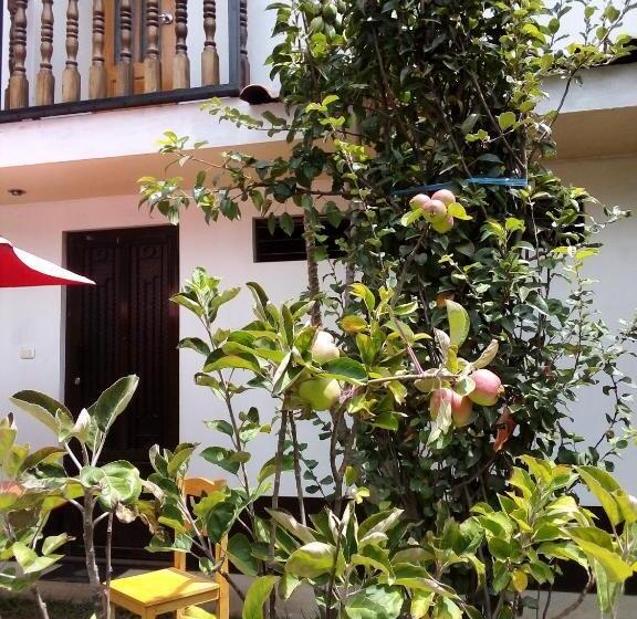 חדר משפחתי, Hostal Casa Del Montanista