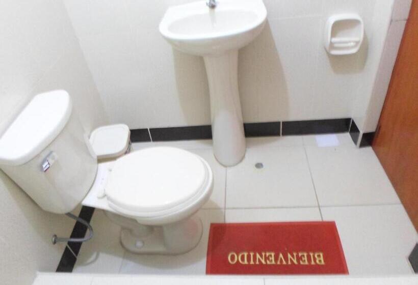 اتاق استاندارد با تخت بزرگ, Hostal Casa Del Montanista