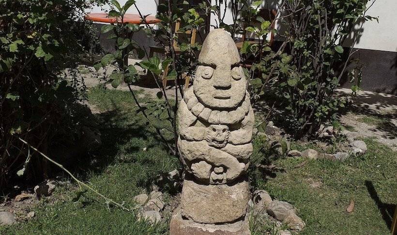 חדר סטנדרט לארבעה, Hostal Casa Del Montanista