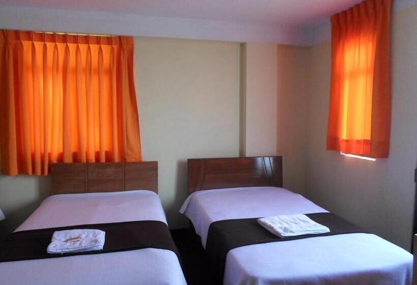 اتاق استاندارد سه نفره, Hostal Casa Del Montanista