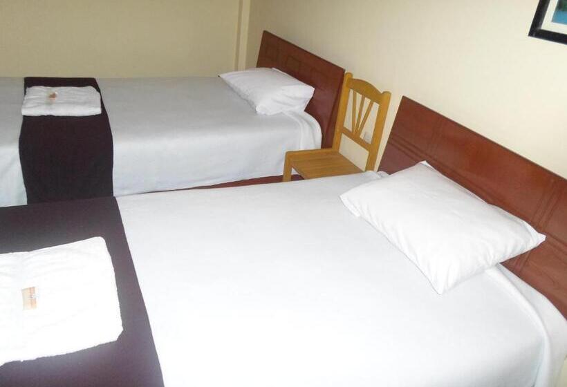 اتاق استاندارد چهار تخته, Hostal Casa Del Montanista