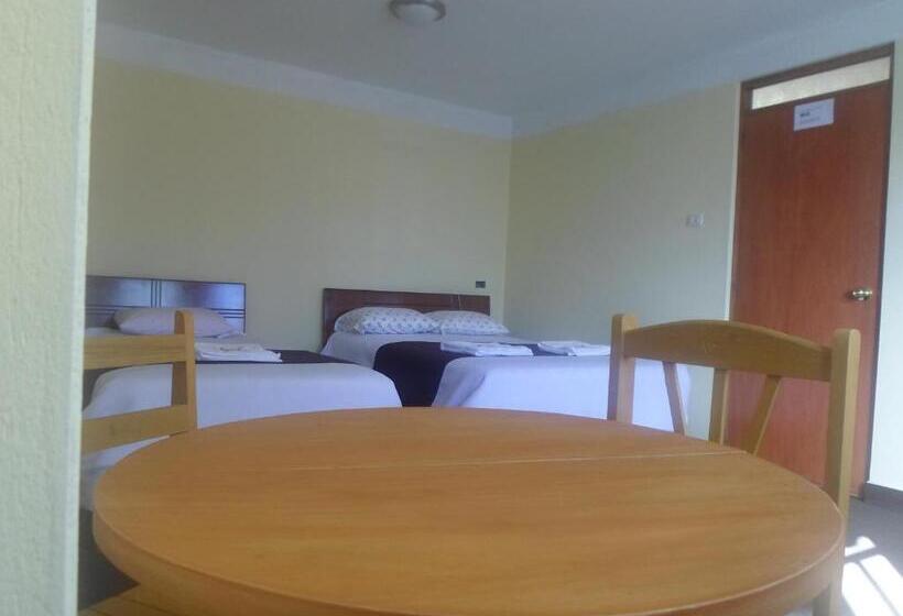 اتاق استاندارد یک نفره, Hostal Casa Del Montanista