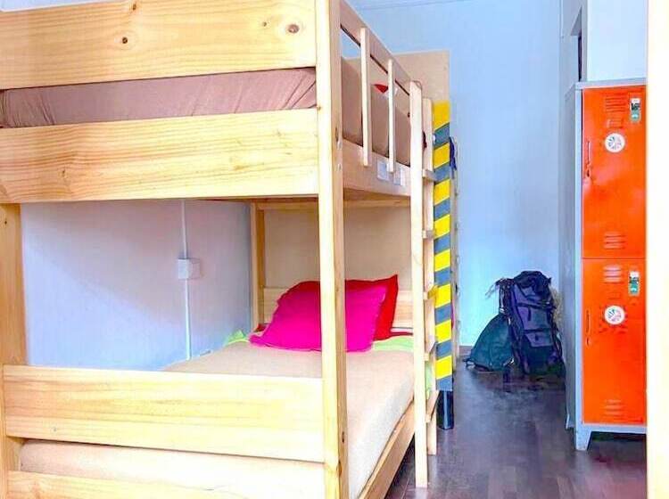 تختخواب در اتاق مشترک, Dragonfly Hostels Miraflores