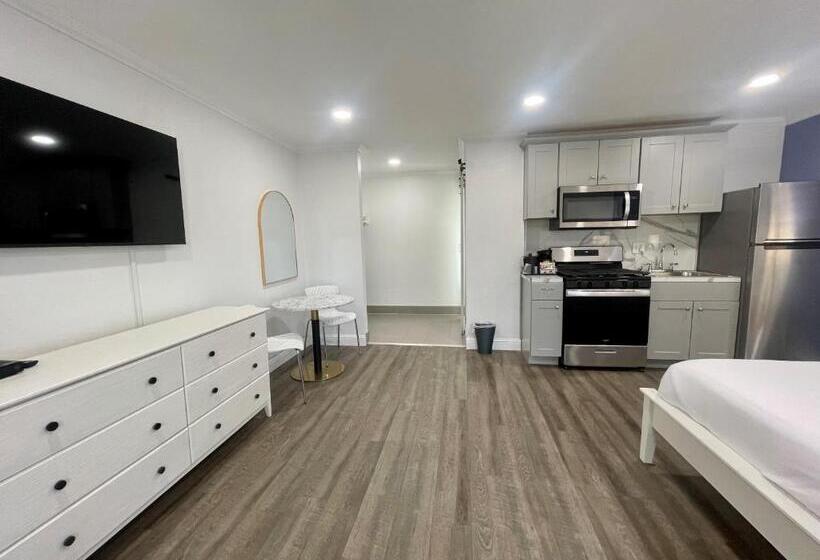 חדר סטודיו סטנדרד, Budget Inn