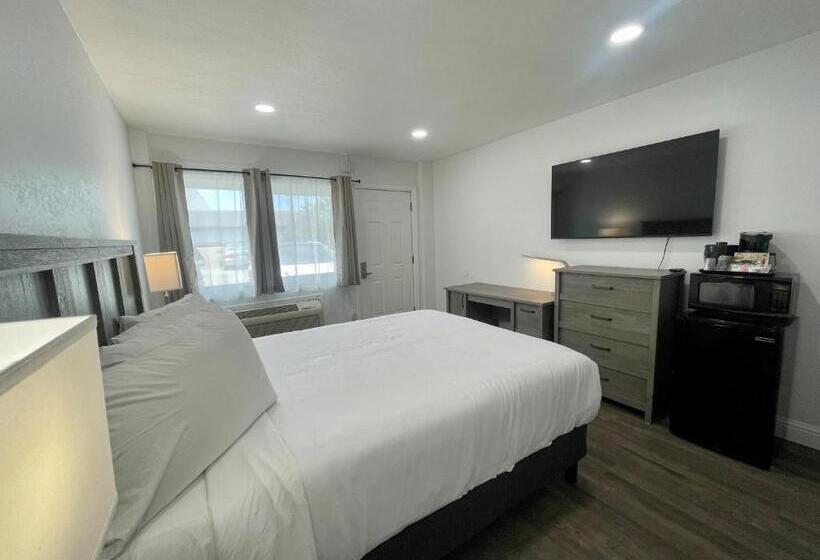 חדר סופריור, Budget Inn