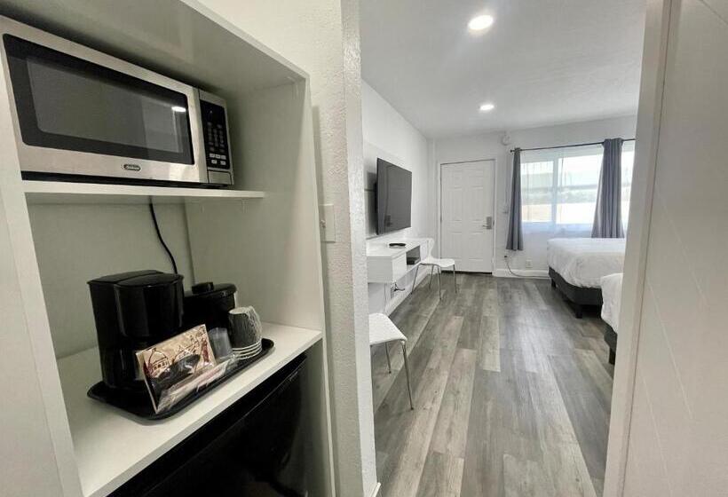 חדר סופריור, Budget Inn