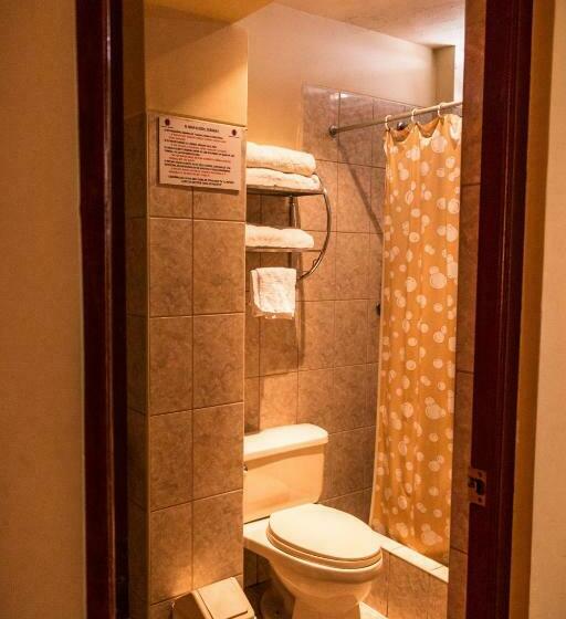 اتاق استاندارد یک نفره, Ebony