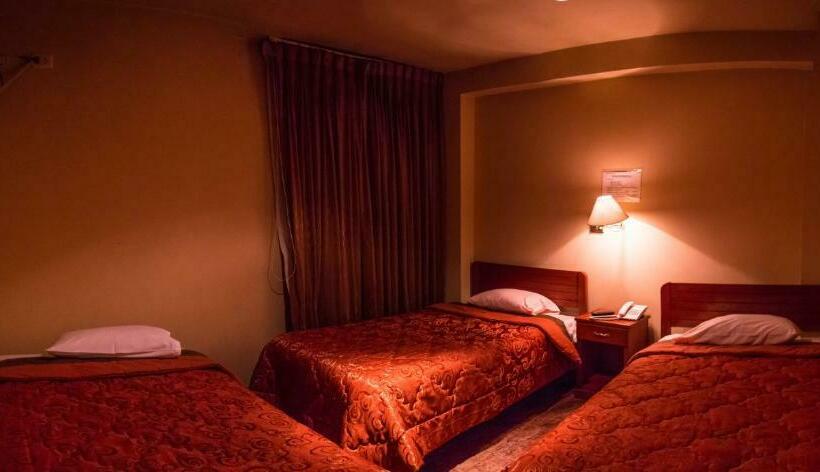 اتاق استاندارد چهار تخته, Ebony