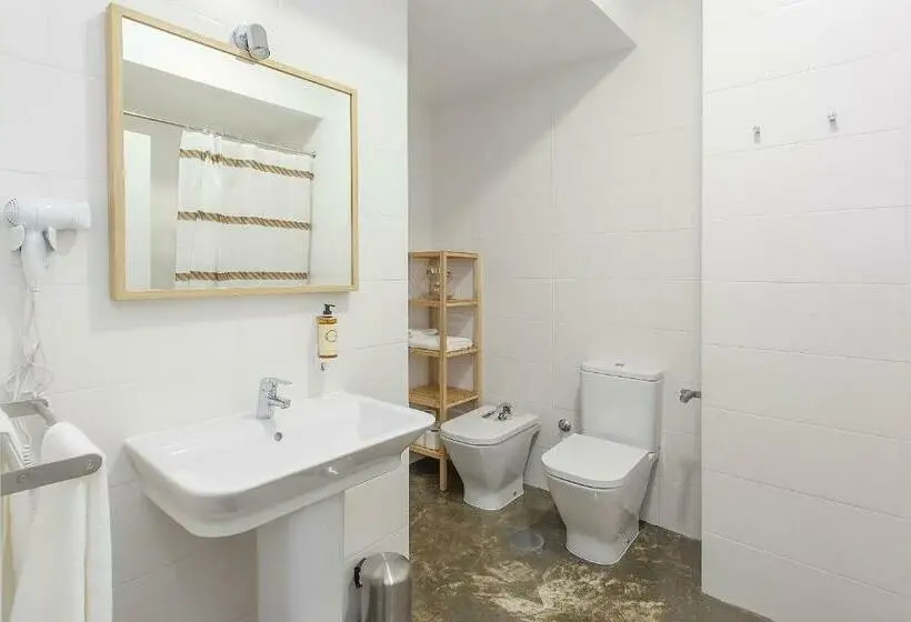 Superior suite with river view, Emporium Lisbon Suites