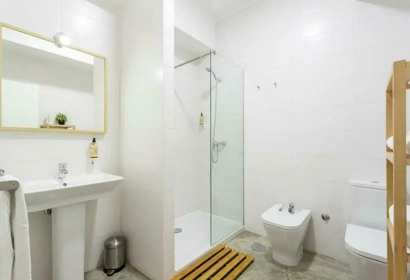 Superior suite with river view, Emporium Lisbon Suites