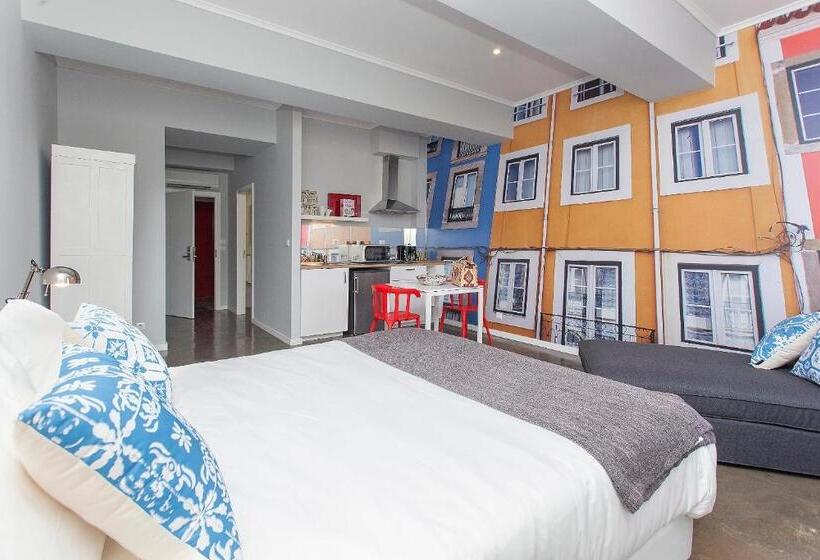 Superior suite with river view, Emporium Lisbon Suites