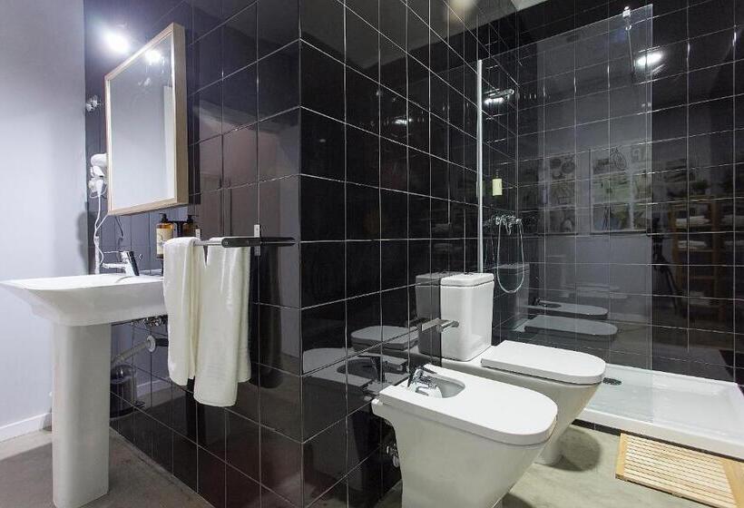 سوئیت با چشم‌انداز رودخانه, Emporium Lisbon Suites