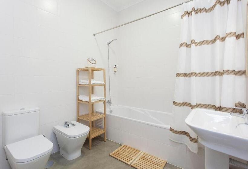 سوئیت با چشم‌انداز رودخانه, Emporium Lisbon Suites