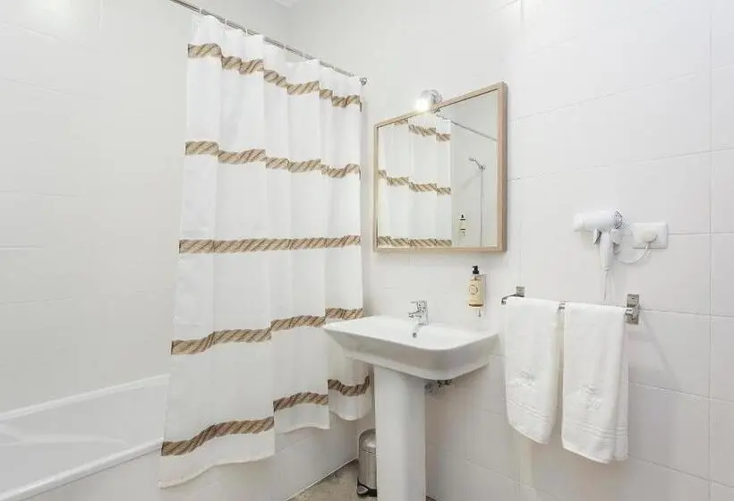 سوئیت با چشم‌انداز رودخانه, Emporium Lisbon Suites