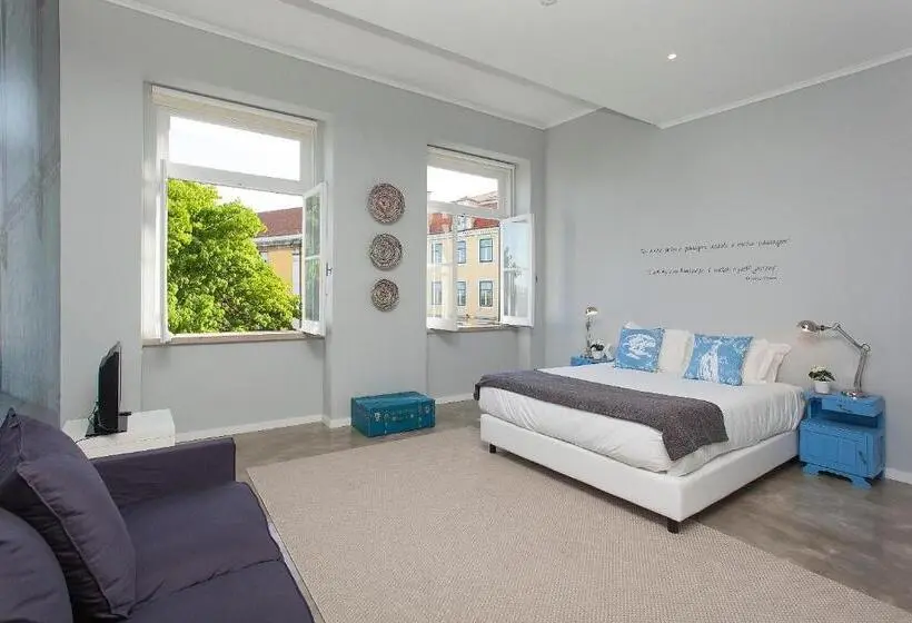 سوئیت با چشم‌انداز رودخانه, Emporium Lisbon Suites