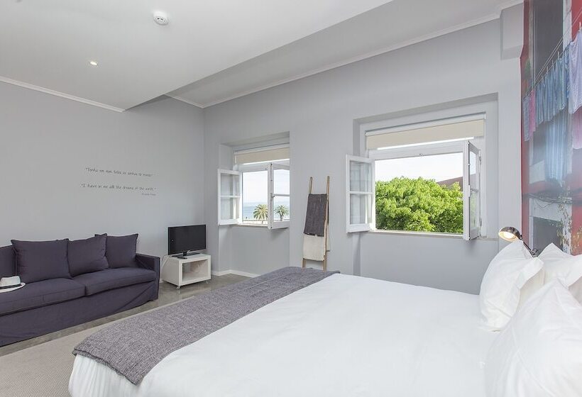 سوئیت با چشم‌انداز رودخانه, Emporium Lisbon Suites