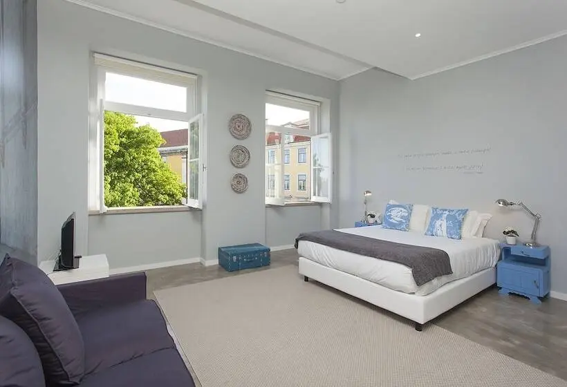 سوئیت با چشم‌انداز رودخانه, Emporium Lisbon Suites