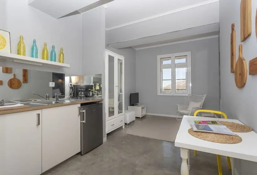 Superior suite with river view, Emporium Lisbon Suites