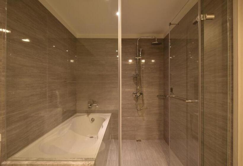 اتاق اجرایی, Green World Zhongxiao