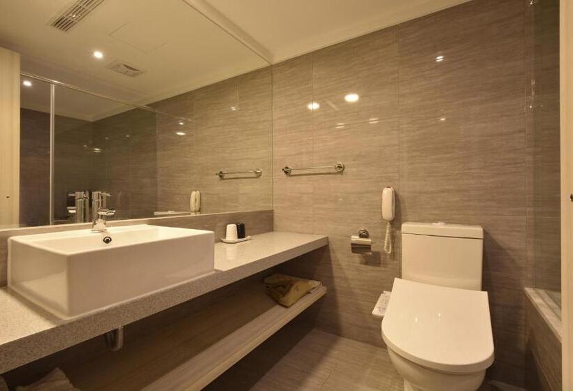 اتاق کلاسیک, Green World Zhongxiao