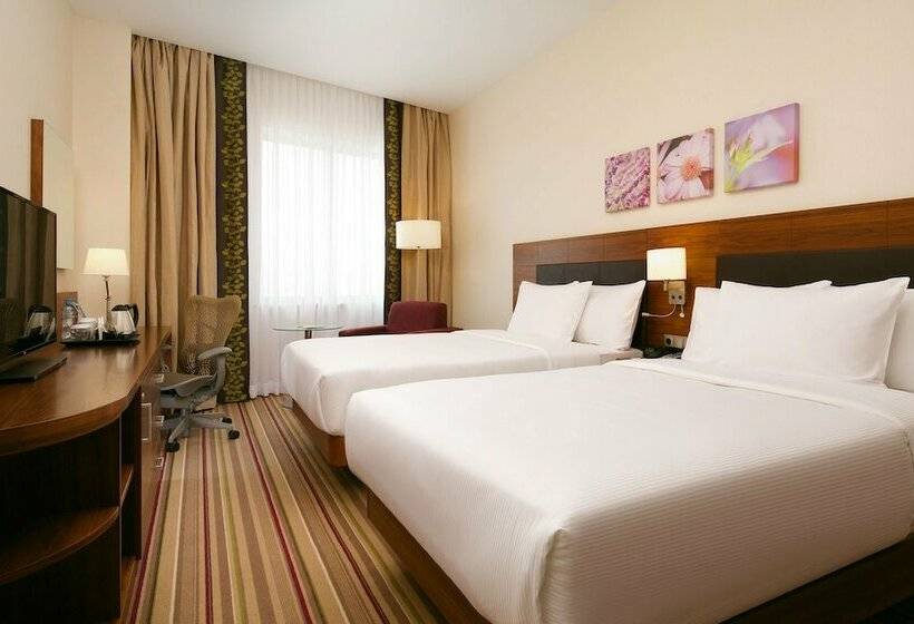 اتاق استاندارد, Hilton Garden Inn Volgograd