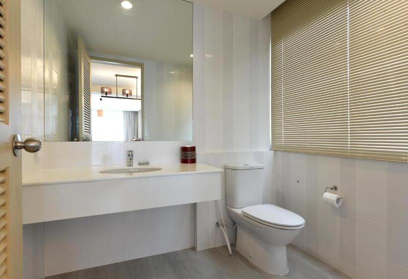 מיטת קינג בסוויטה, Hisea Huahin