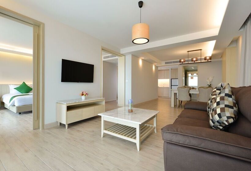 מיטת קינג בסוויטה, Hisea Huahin