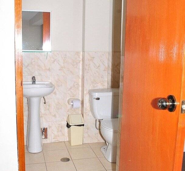 اتاق استاندارد یک نفره, Hostal Don Reymundo