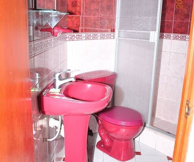 اتاق استاندارد یک نفره, Hostal Don Reymundo