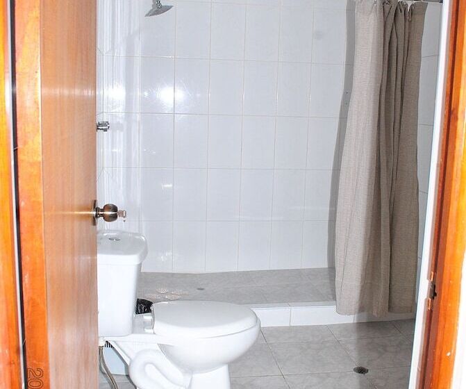 اتاق لوکس, Hostal Don Reymundo