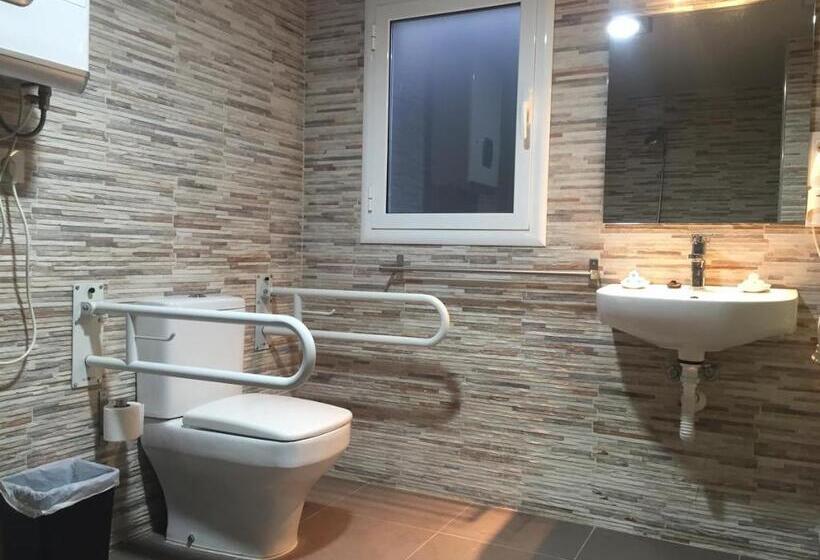 Номер Стандарт Трехместный, Laramond Barcelona Rooms