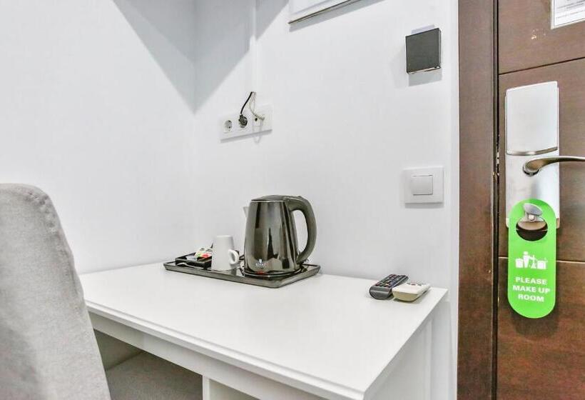 اتاق استاندارد چهار تخته, Laramond Barcelona Rooms