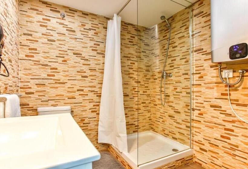 اتاق استاندارد, Laramond Barcelona Rooms