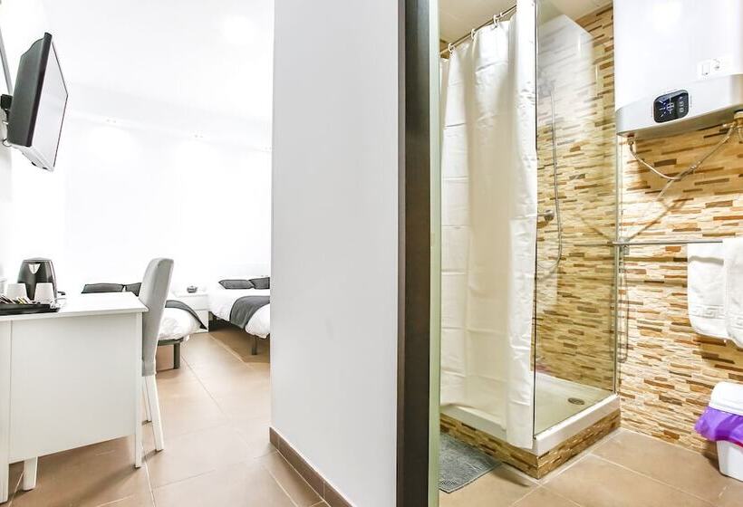 اتاق استاندارد, Laramond Barcelona Rooms