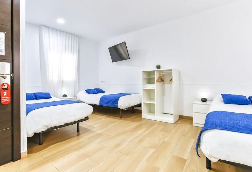 اتاق استاندارد سه نفره, Laramond Barcelona Rooms
