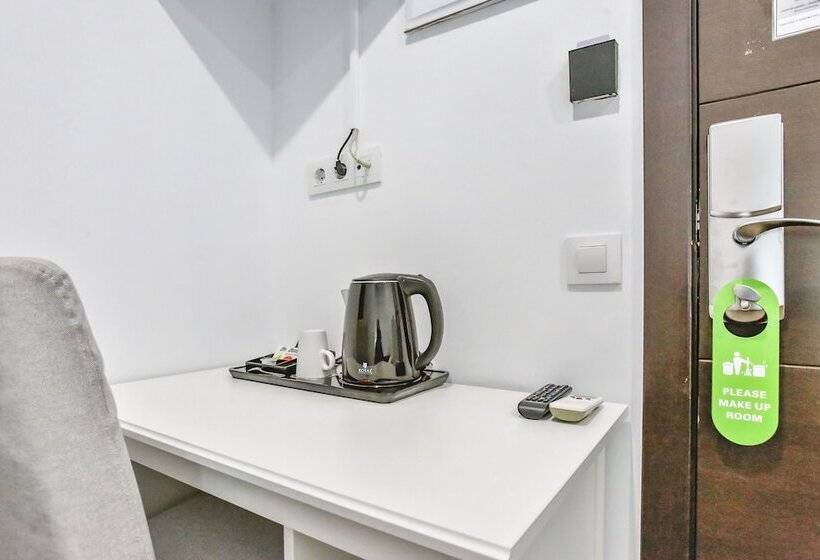 اتاق استاندارد چهار تخته, Laramond Barcelona Rooms