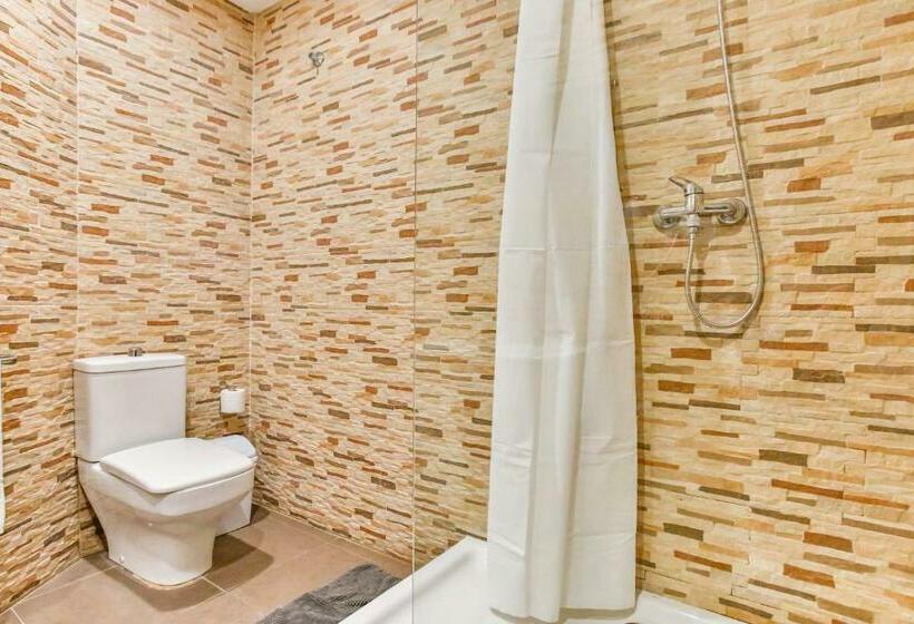 اتاق استاندارد یک نفره, Laramond Barcelona Rooms